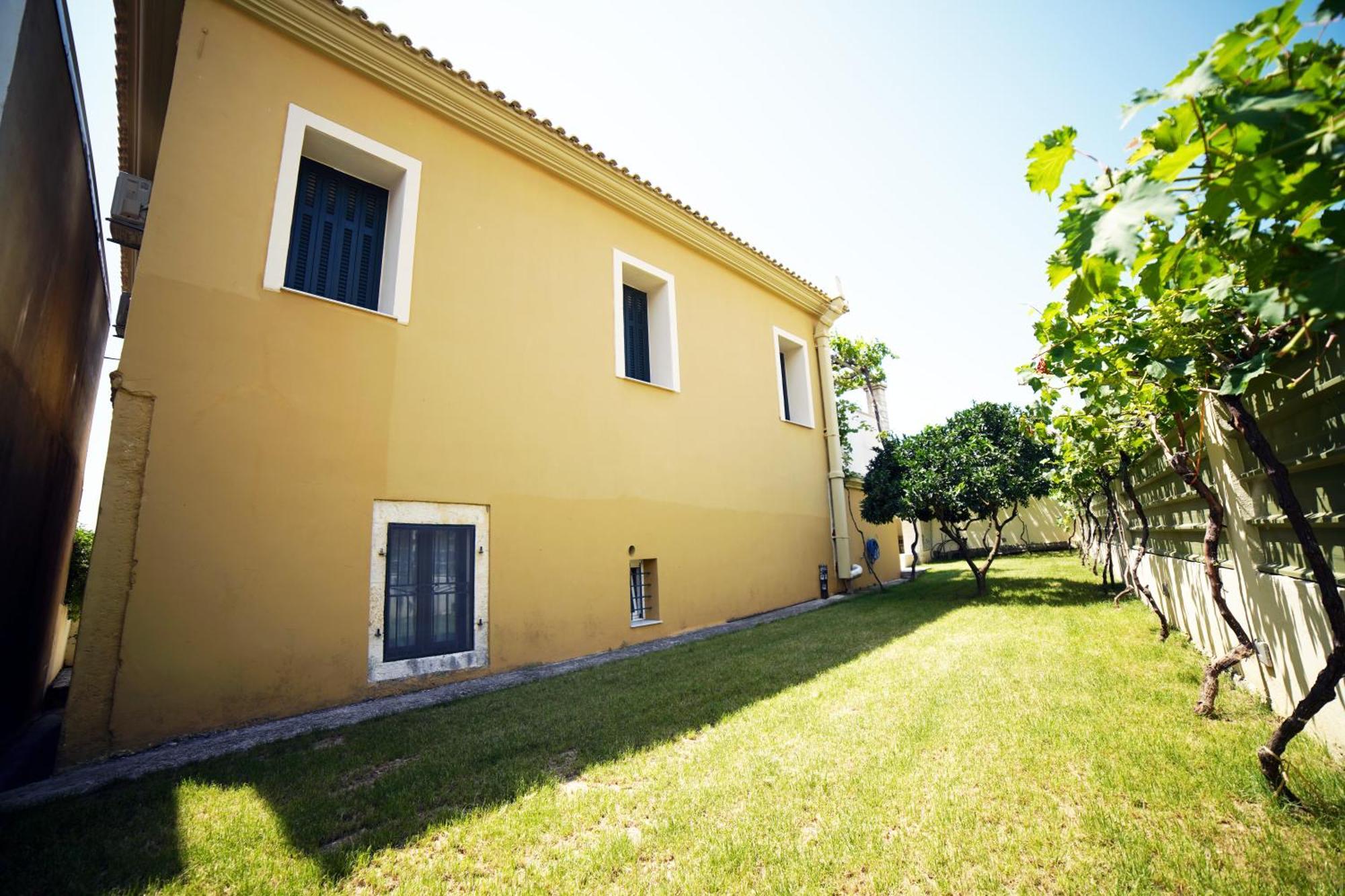 Palairos Historic Property Exteriör bild